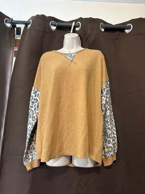 Glitzy Girlz Mustard Yellow Hacci Knit Top with Leopard Print Contrast Bubble Sl